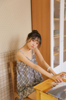 和爸爸kiss